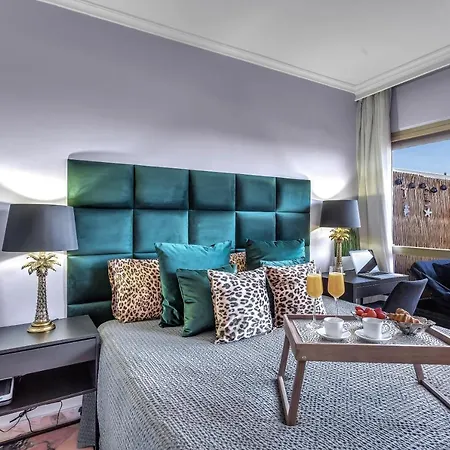 Apartment Super2beachfront *