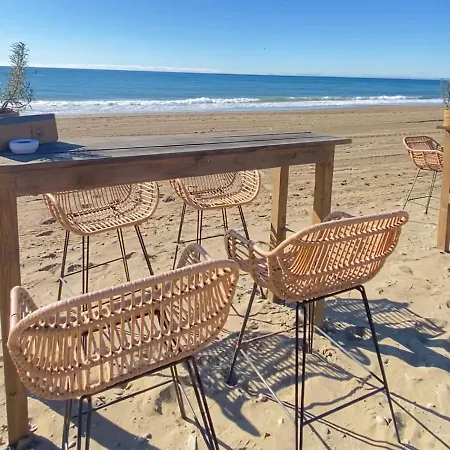 Super2beachfront Apartment *